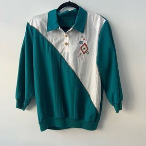 Vintage Blouse Women's Color Block Embroidered Long Sleeves Green & White Blouse